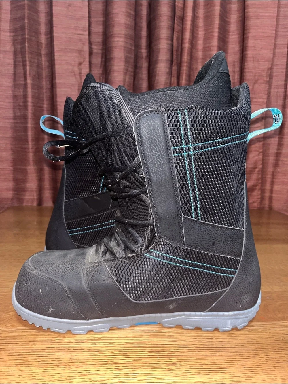 Burton Invader Snowboarding Boots Size 15 Worn Twice